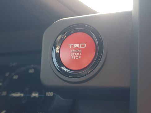 Certified 2026 Toyota Tacoma TRD Off-Road w/ TRD Off Road Upgrade Package AWD/4WD image 29
