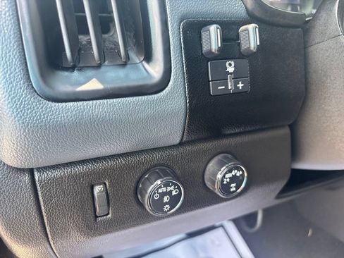 Used 2020 Chevrolet Colorado Z71 AWD/4WD image 19