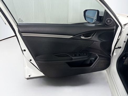 Certified 2020 Honda Civic EX image 24