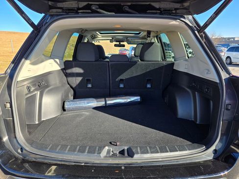 Used 2020 Subaru Forester Premium image 27