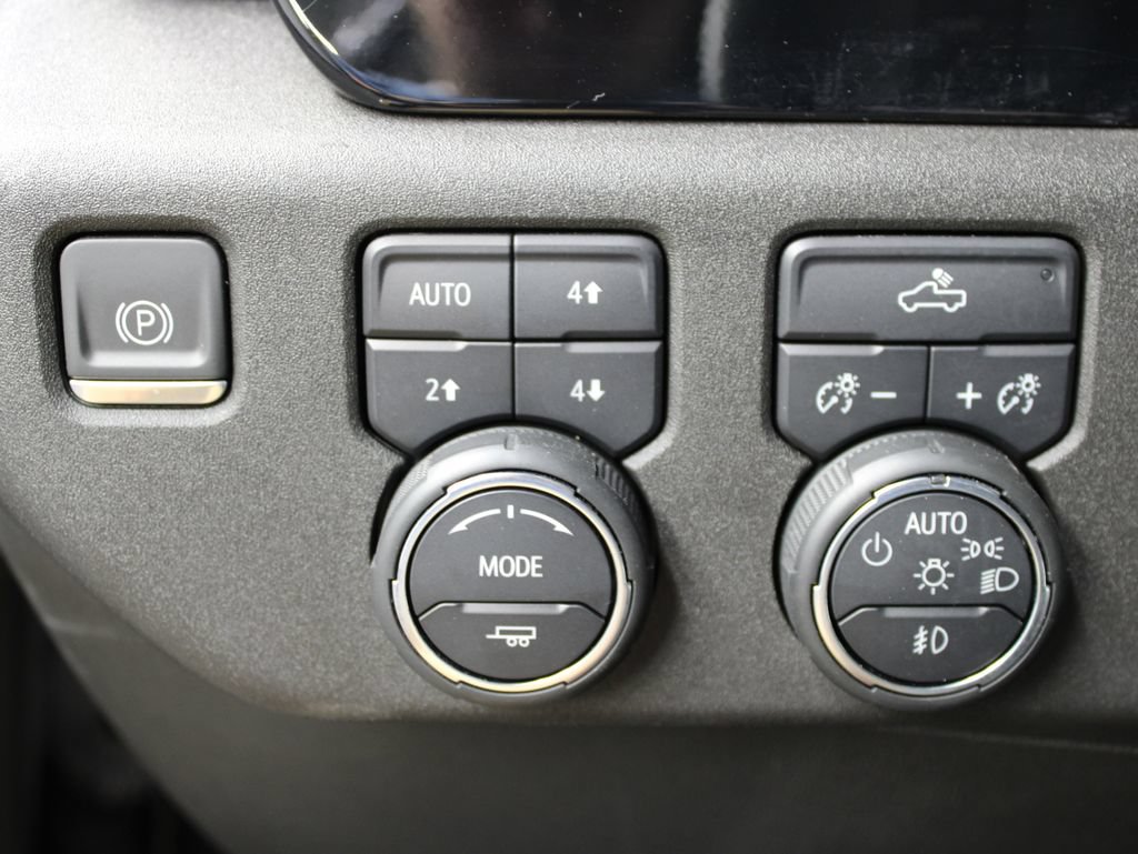 Used 2024 Chevrolet Silverado 1500 RST w/ Convenience Package II AWD/4WD image 50