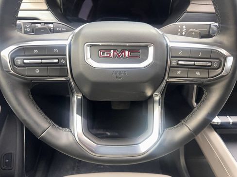 Used 2026 GMC Acadia Elevation w/ Elevation Premium Package FWD image 62