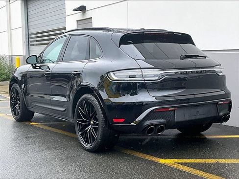 Certified 2023 Porsche Macan GTS AWD/4WD image 3