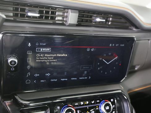 Used 2025 GMC Sierra 2500 AT4 w/ AT4 Premium Plus Package image 20