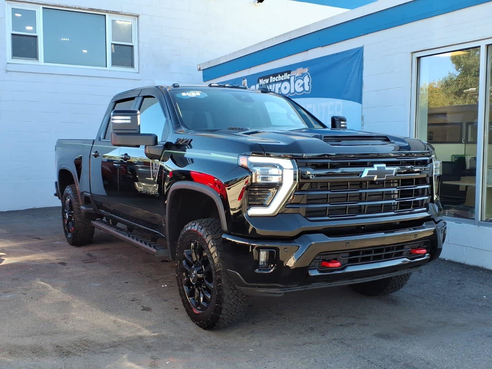 Used 2026 Chevrolet Silverado 2500 LT w/ Trail Boss Package AWD/4WD image 1