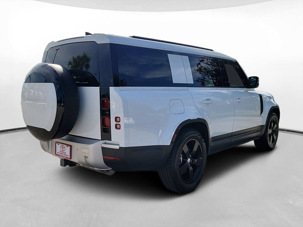 Used 2025 Land Rover Defender 130 S AWD/4WD image 4