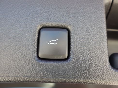 Used 2024 Ford Escape ST-Line w/ Tech Pack #1 AWD/4WD image 23