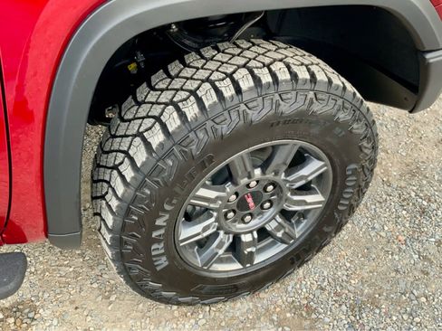 New 2026 GMC Sierra 1500 AT4X image 19