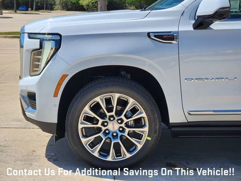 New 2026 GMC Yukon Denali w/ Sun & Power Step Package AWD/4WD image 5