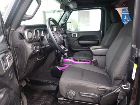 Used 2020 Jeep Wrangler Sport AWD/4WD image 45