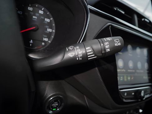 Used 2023 Chevrolet TrailBlazer LT w/ Convenience Package FWD image 32