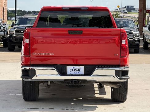 Used 2023 Chevrolet Silverado 1500 LT AWD/4WD image 5