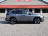 Used 2024 Nissan Rogue SV image 4
