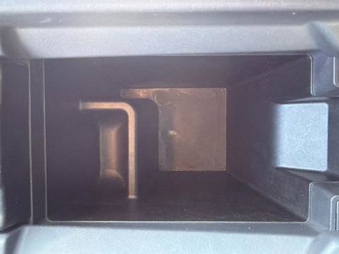 Used 2023 Nissan Rogue SV w/ SV Premium B Package image 21