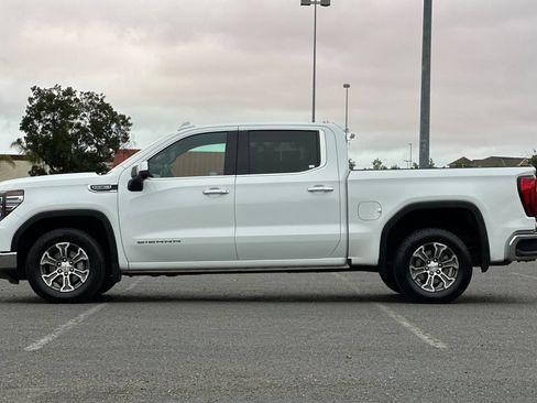 Used 2025 GMC Sierra 1500 SLT RWD image 6