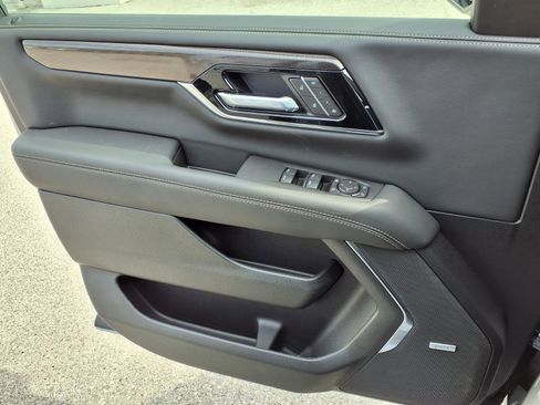 New 2026 GMC Yukon Elevation w/ Elevation Premium Package image 15