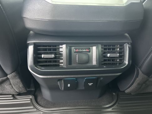 Used 2024 Ford F150 Raptor AWD/4WD image 17