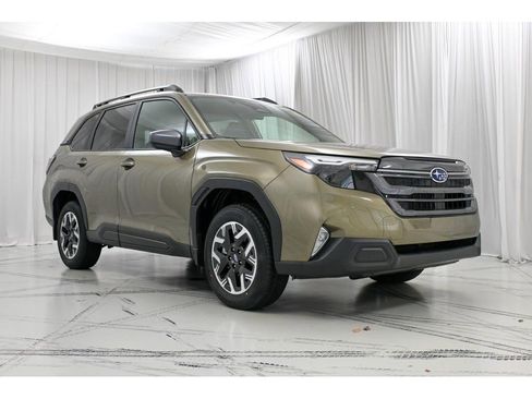New 2026 Subaru Forester Premium image 2