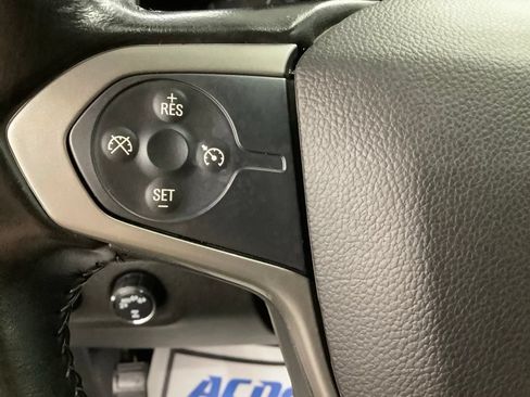 Used 2018 Chevrolet Colorado Z71 AWD/4WD image 11