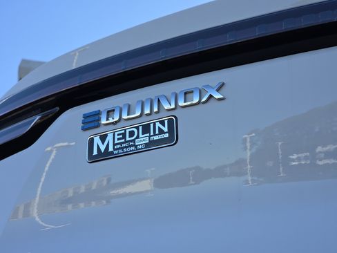 Used 2025 Chevrolet Equinox EV LT image 45