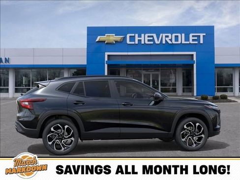 New 2026 Chevrolet Trax RS w/ Sunroof Package image 5