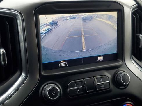 Used 2021 Chevrolet Silverado 1500 LT image 22