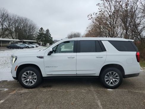 New 2026 GMC Yukon Denali image 8