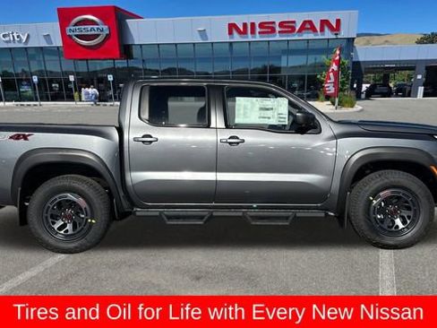 New 2026 Nissan Frontier PRO-4X w/ Pro-4x Convenience Package AWD/4WD image 2