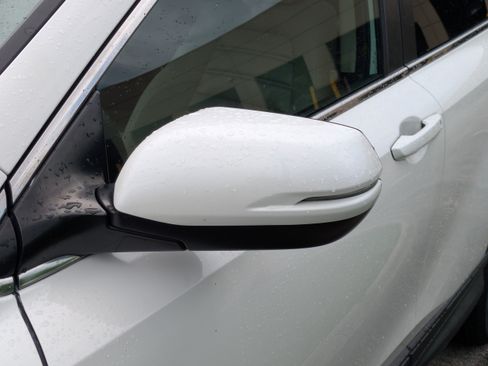 Used 2019 Honda CR-V EX image 9
