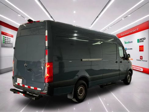 Used 2019 Mercedes-Benz Sprinter 170 image 7