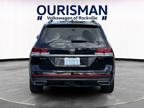 Used 2023 Volkswagen Atlas SE w/ Black Wheel Package AWD/4WD image 5