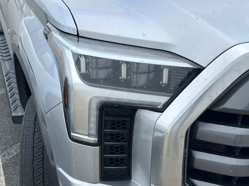 Used 2023 Toyota Tundra Limited AWD/4WD image 14