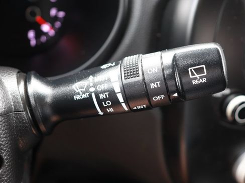 Used 2018 Kia Soul FWD image 21