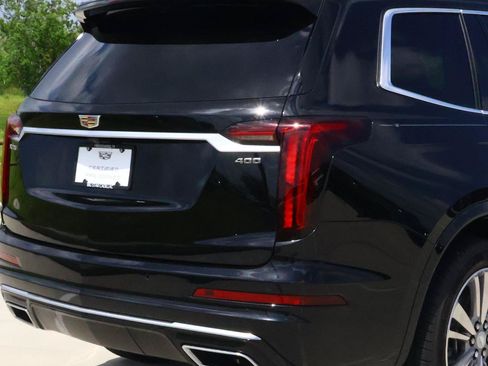 Certified 2025 Cadillac XT6 Premium Luxury w/ LPO, Floor Liner Package FWD image 11