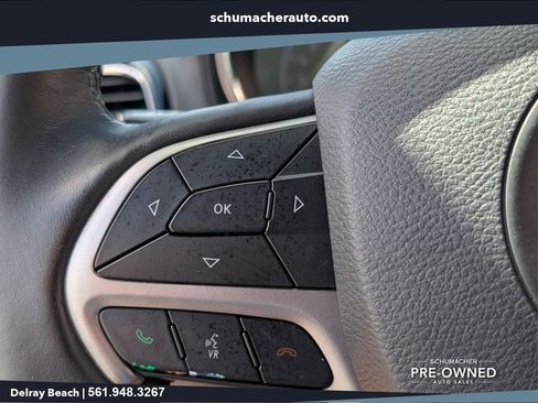 Certified 2019 Jeep Grand Cherokee Overland RWD image 25