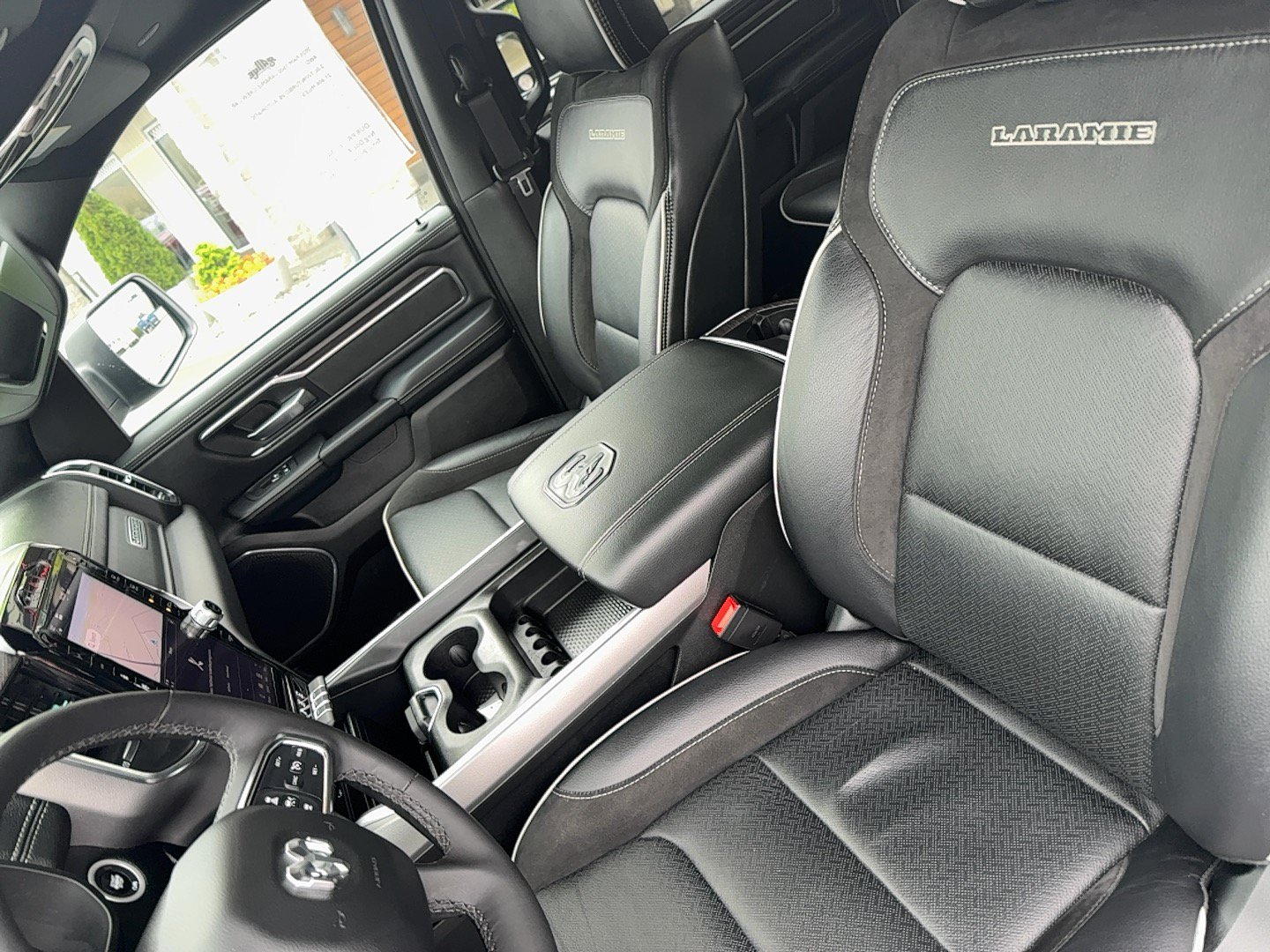 Used 2026 RAM 1500 Laramie AWD/4WD image 14