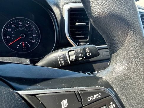Used 2022 Kia Sportage LX FWD image 22