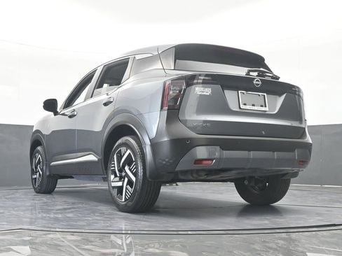 Used 2025 Nissan Kicks SV image 56