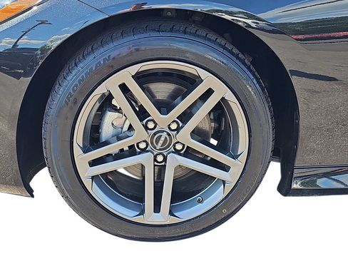 Used 2025 Nissan Z Sport w/ Floor Mat Package RWD image 28