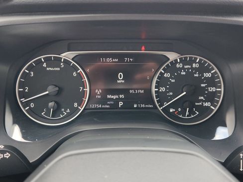 Used 2025 Nissan Rogue SV image 19