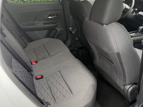 Certified 2025 Nissan Kicks SV AWD/4WD image 10