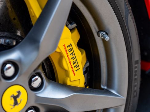 Used 2022 Ferrari F8 Tributo RWD image 10