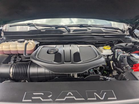 Used 2025 RAM 1500 Lone Star AWD/4WD image 30