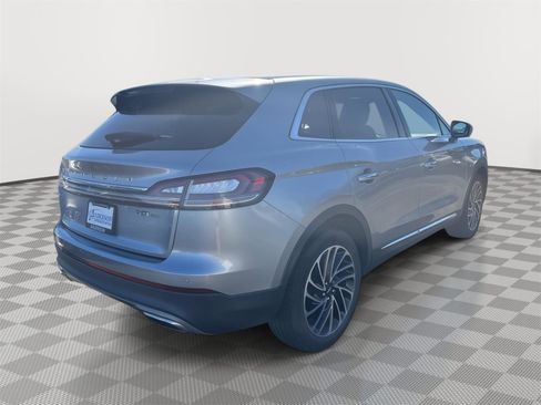 Used 2020 Lincoln Nautilus Reserve image 5