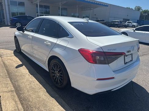 Used 2022 Honda Civic LX image 4