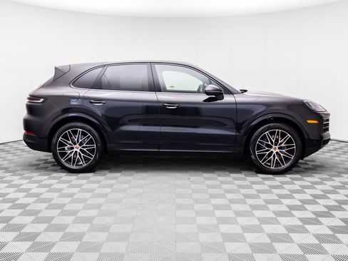 New 2026 Porsche Cayenne AWD/4WD image 7