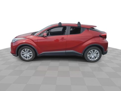 Used 2020 Toyota C-HR LE FWD image 5