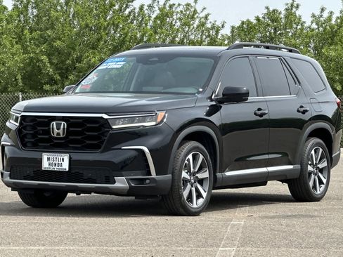 Certified 2023 Honda Pilot Elite image 8