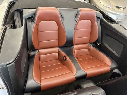 Used 2015 Ford Mustang GT Premium RWD image 32