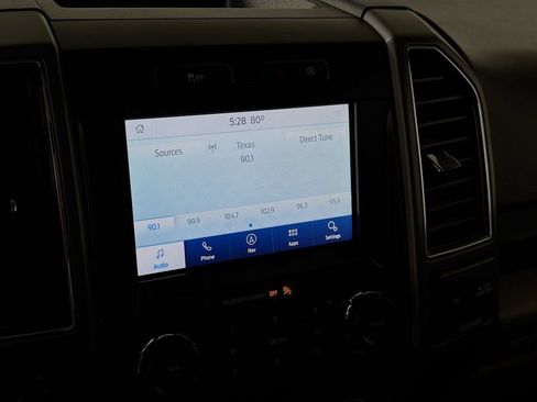 Used 2020 Ford F150 XLT w/ Equipment Group 302A Luxury AWD/4WD image 17